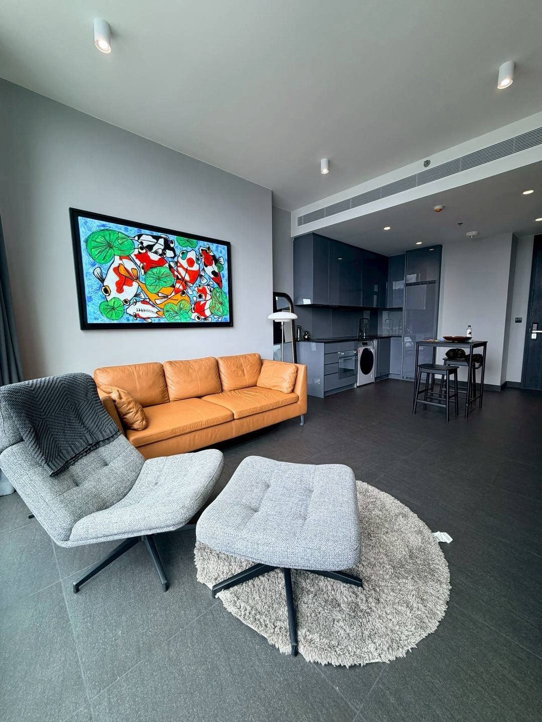 RENT : TAIT 12 