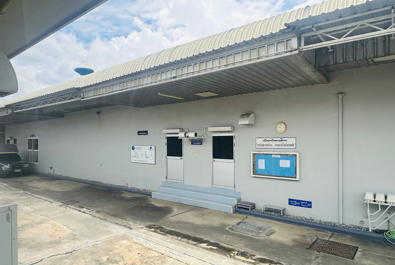 Clean room building for rent