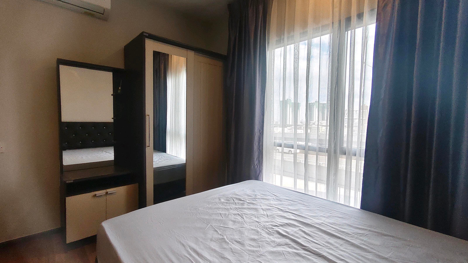 🐾🔥For Rent🔥🐾 Metris Rama 9-Ramkhamhaeng 1 Bedroom 1 Bathroom Rental price 15,000 THB/Month 🌟 🐾🐶🐱 Pet Friendly🐶🐱🐾