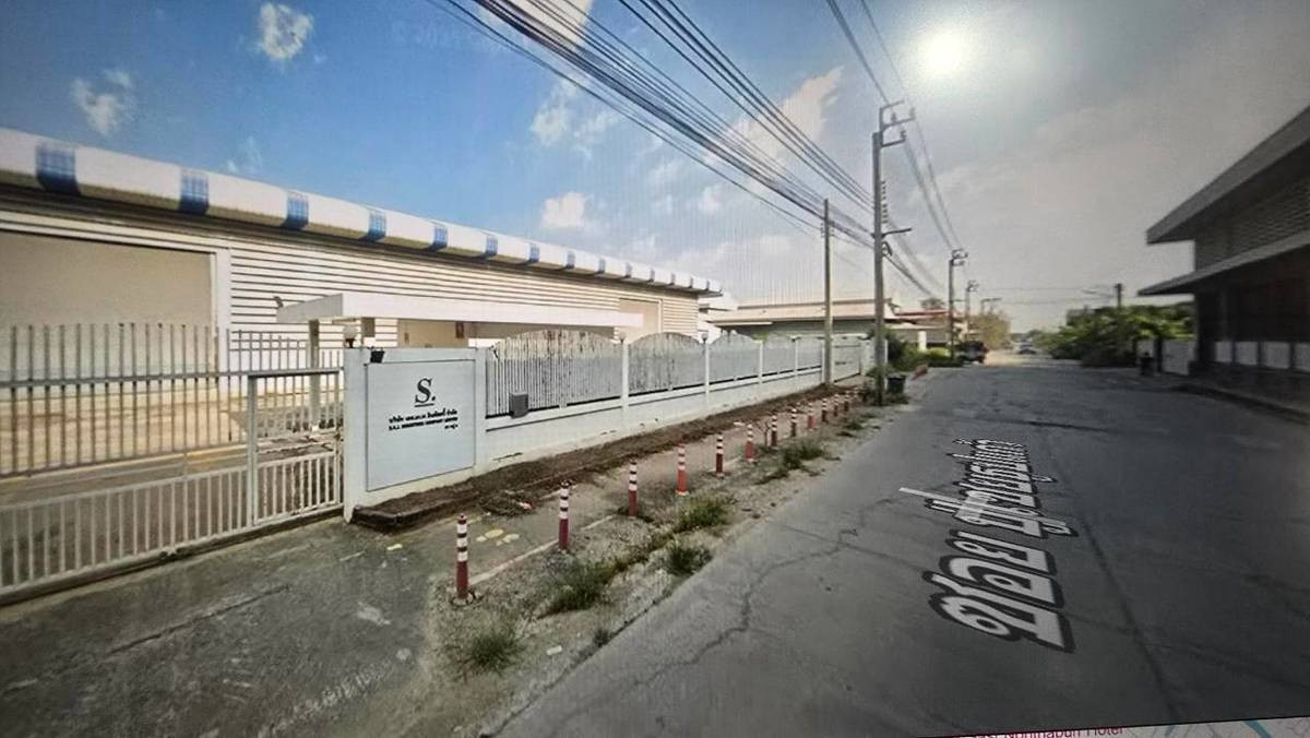 Factory for sale with office, beautifully decorated, good condition, close to Bang Bua Thong District Office, only 5.3 km., and Lotus Bang Kruai-Sai Noi, 6.5 km., land 2 rai 64 sq m., Kanchanaphisek Road.  Just 200 meters into the alley, price 45 million. – รูปที่ 2