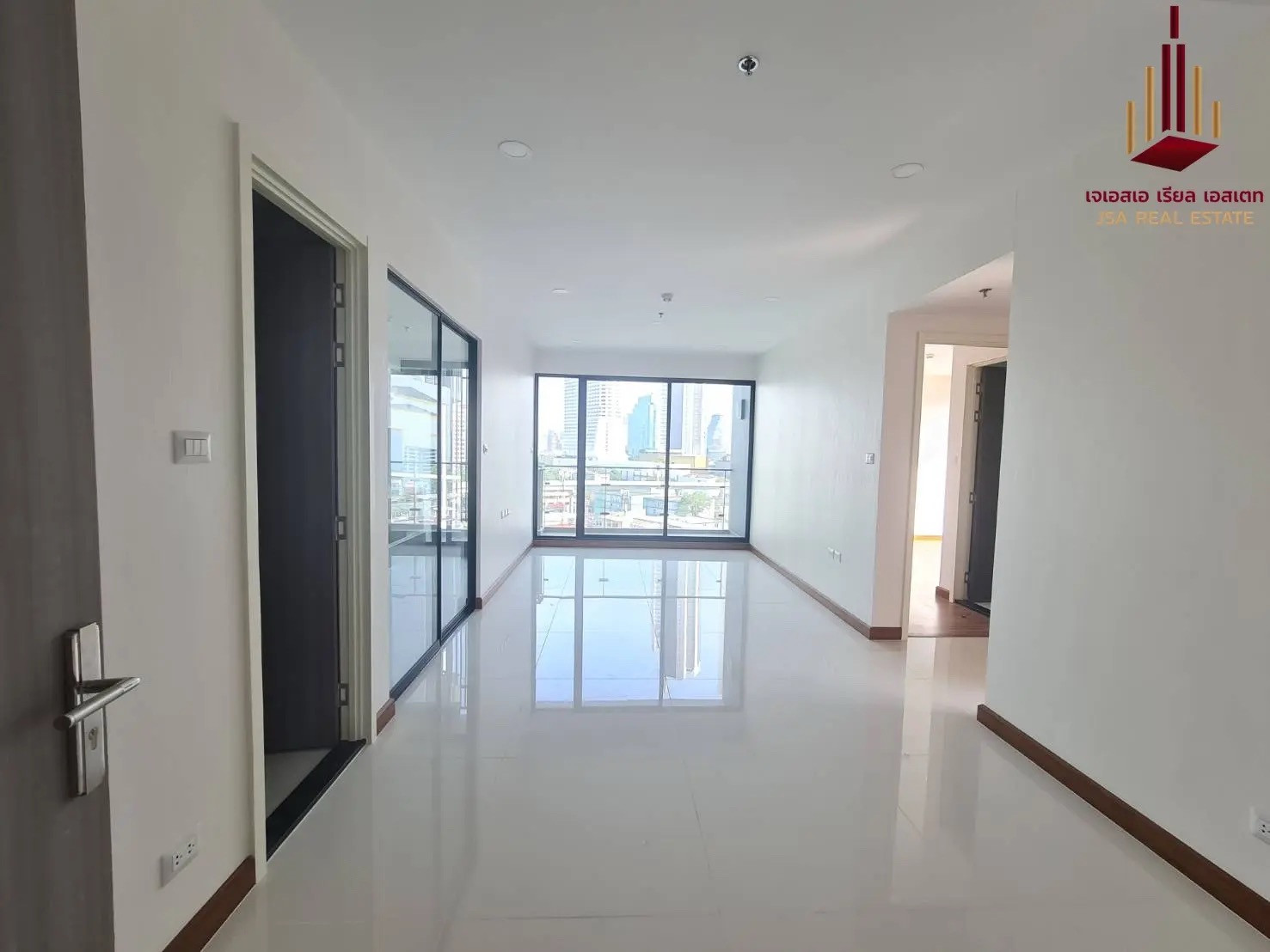 Big room, brand new, never rented out, not damaged 📍 Supalai Premier Charoen Nakhon