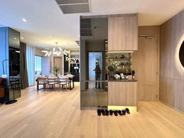 Ashton Asoke Rama9 Free transfer fee! Fully decorated, ready to move in