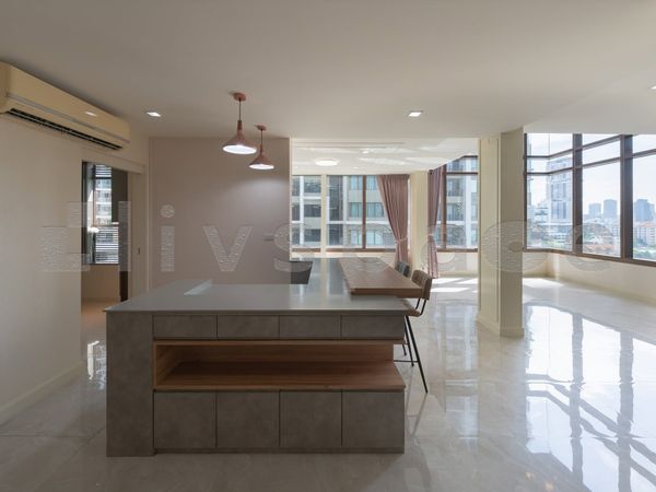 ▚ L05C0Tツ FOR RENT The Emporio Place 3Bed Duplex 180sqm Large Unit Rare Item Best Rate Near BTS Phrom Phong✨