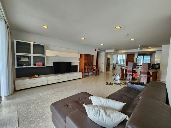 ✨ Family Size Condo  3 Bed • 210 Sq.m.  🐶 Pet Friendly  💰 120,000 THB