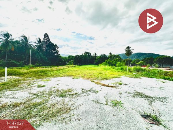 Urgent sale, filled land, already leveled, area 3 ngan, 97.5 square meters, Nong Khang Khok, Chonburi, next to Motorway 7.