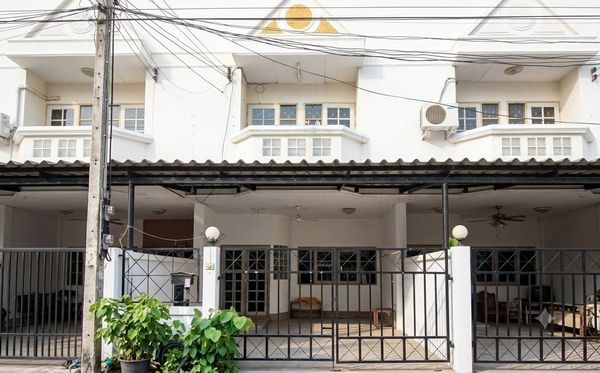 94857 - ขายทาวน์โฮม2ชั้น - ใจกลางเมืองสุพรรณ