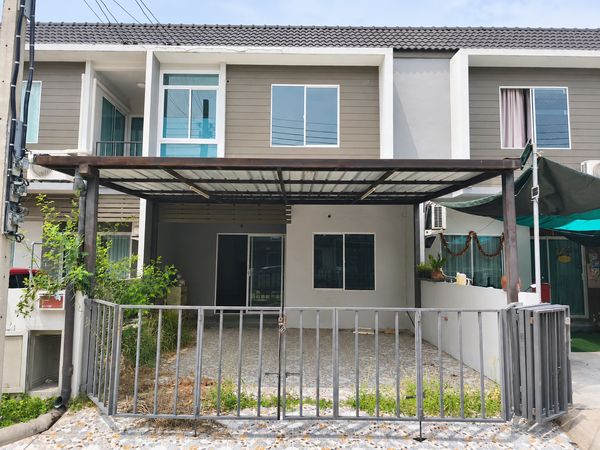 🔥 2-story townhome, special price only 1.69 million baht! 🔥