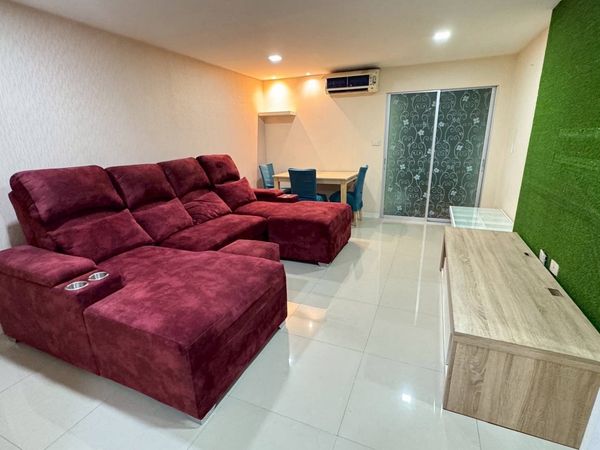 1 bedroom, 2 bathrooms, wide space, good value, near BTS Bangna, ready to move in.
