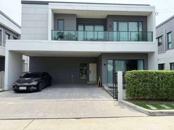 Centro Bangna / 4 Bedrooms (FOR SALE) DA120