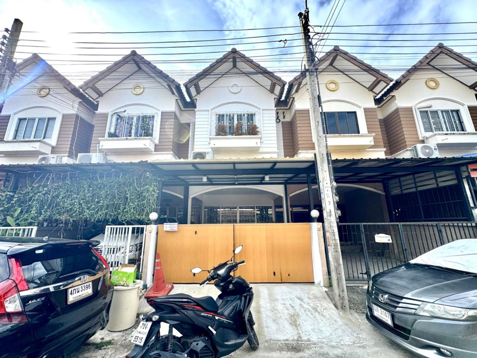 For Sale Townhouse/Townhome  , Baan Tawanthong 2 , newly renovated , Nong Khaem , Nong Khaem , Bangkok , CX-167507