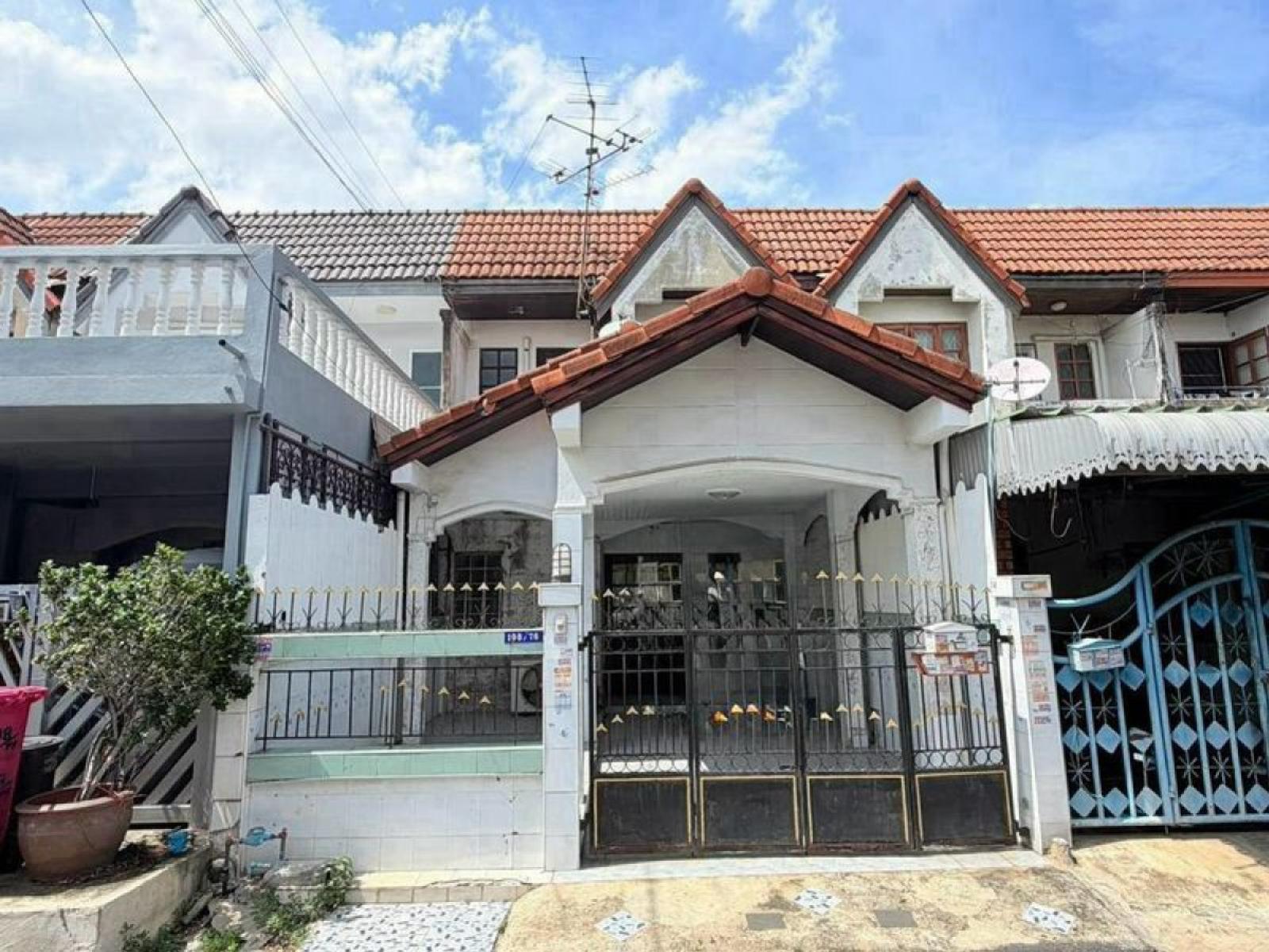 ขายทาวน์เฮ้าส์/ทาวน์โฮม บ้านบัวทอง 2 รีโนเวทใหม่ บางรักพัฒนา บางบัวทอง นนทบุรี CX-167682 ขายทาวน์เฮ้าส์/ทาวน์โฮม บ้านบัวทอง 2 รีโนเวทใหม่ บางรักพัฒนา บางบัวทอง นนทบุรี CX-167682