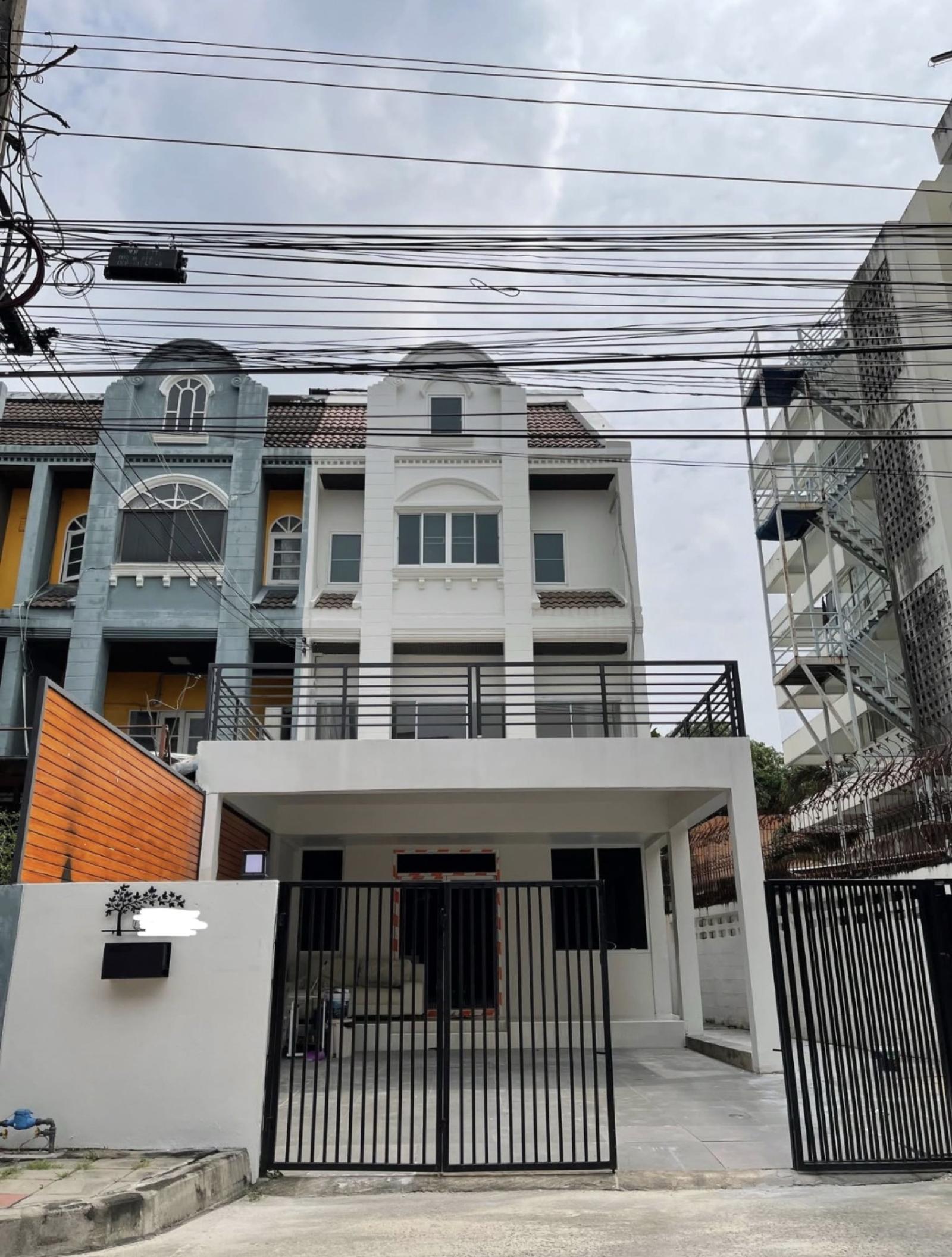 ขายโฮมออฟฟิศ ซอย ลาดพร้าว 91 คลองเจ้าคุณสิงห์ เขต วังทองหลาง กรุงเทพ CX-166762 ขายโฮมออฟฟิศ ซอย ลาดพร้าว 91 คลองเจ้าคุณสิงห์ เขต วังทองหลาง กรุงเทพ CX-166762