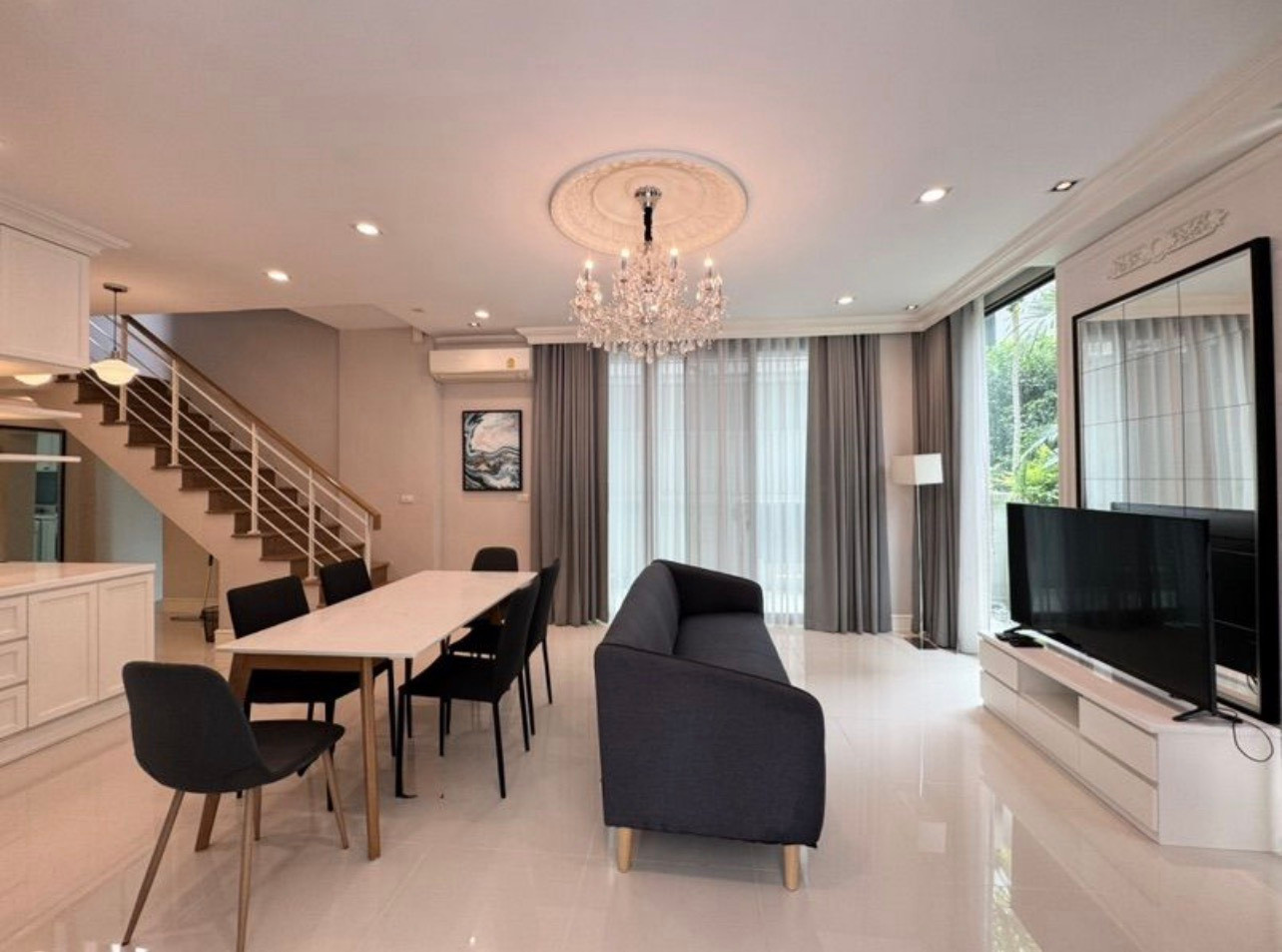🏡 ให้เช่าบ้านเดี่ยว 3 ชั้น โครงการ Baan Klang Muang Classe Ekkamai-Ramintra (บ้านกลางเมือง คลาสเซ่ เอกมัย-รามอินทรา) ✨ บ้านสวย แต่งครบ พร้อมเข้าอยู่ บรรยากาศเงียบสงบ เหมาะสำหรับครอบครัวหรือผู้บริหาร 🏡 ให้เช่าบ้านเดี่ยว 3 ชั้น โครงการ Baan Klang Muang Classe Ekkamai-Ramintra (บ้านกลางเมือง คลาสเซ่ เอกมัย-รามอินทรา) ✨ บ้านสวย แต่งครบ พร้อมเข้าอยู่ บรรยากาศเงียบสงบ เหมาะสำหรับครอบครัวหรือผู้บริหาร