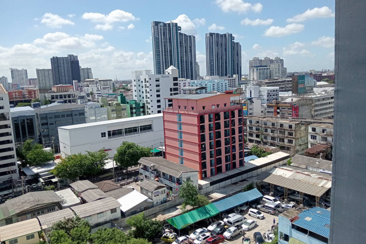 ขายถูกกว่าทุน! Chewathai Ramkhamhaeng ขนาด 29.90 ตร.ม. 1 นอน ห้องสวย ทำเลดีติดถนนใหญ่รามคำแหง ใกล้แยกลำสาลี – รูปที่ 2