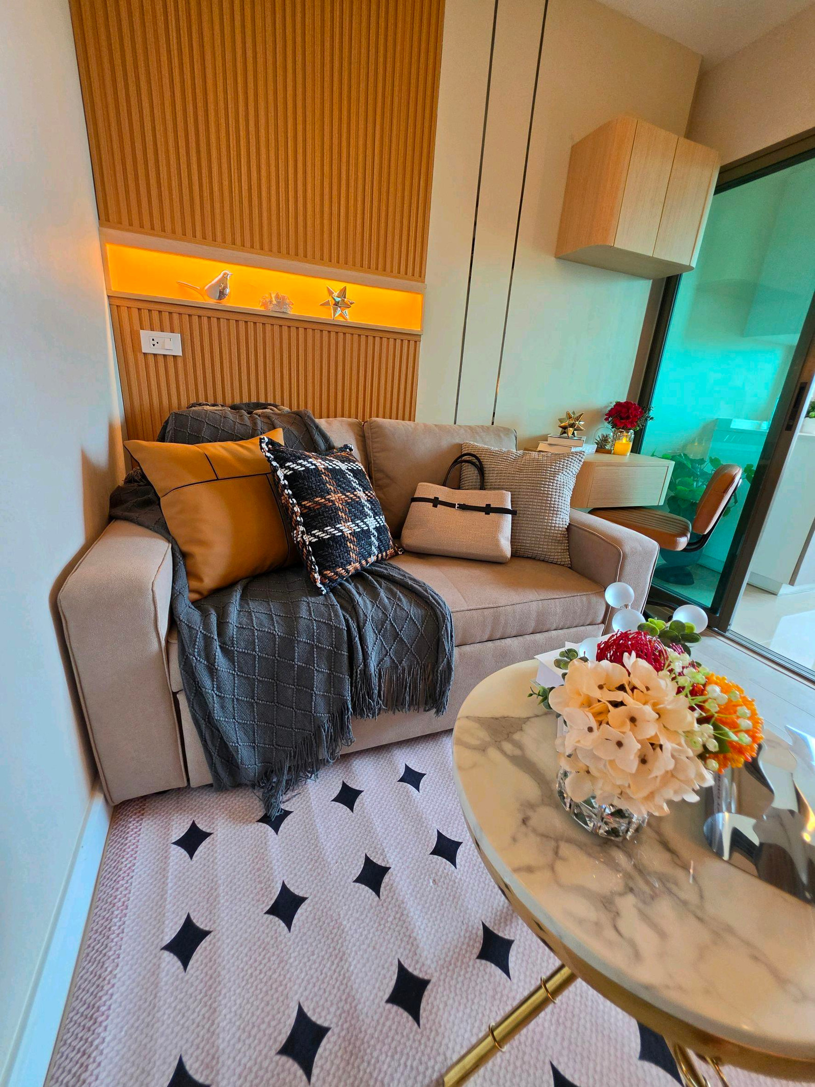 ขายด่วน คอนโด Metro Luxe รัชดา คอนโดติดถนนรัชดา ใกล้MRT  – รูปที่ 3