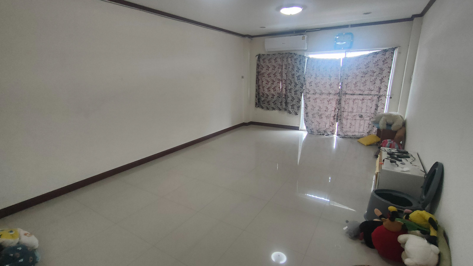 ขายอาคารพาณิชย์ 3 ชั้น เนื้อที่ 25.8 ตร.วา ท่ามะกา กาญจนบุรี – รูปที่ 4