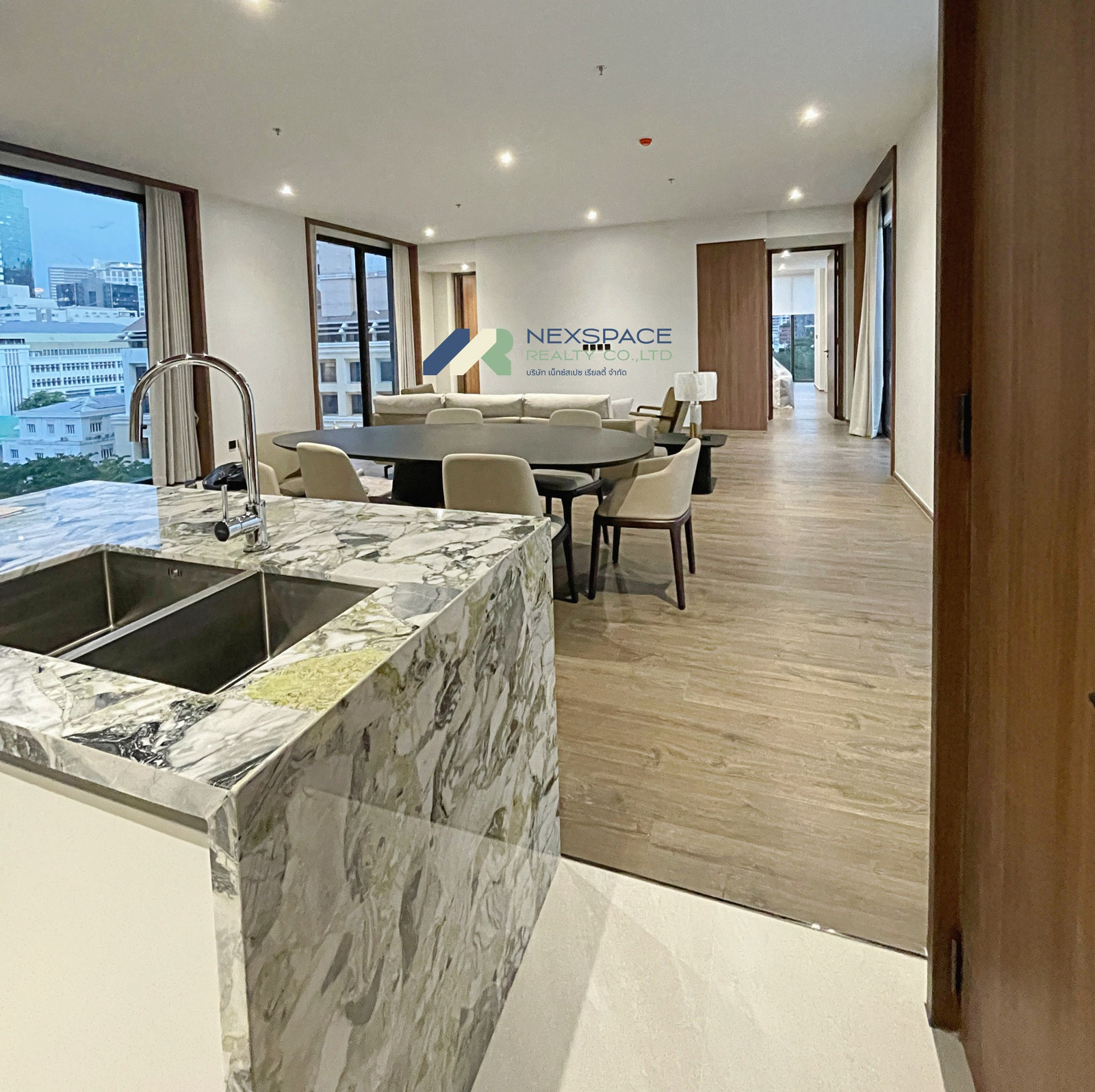 Rare unit 2 bedrooms with SKY VILLA at Romm convent – รูปที่ 4