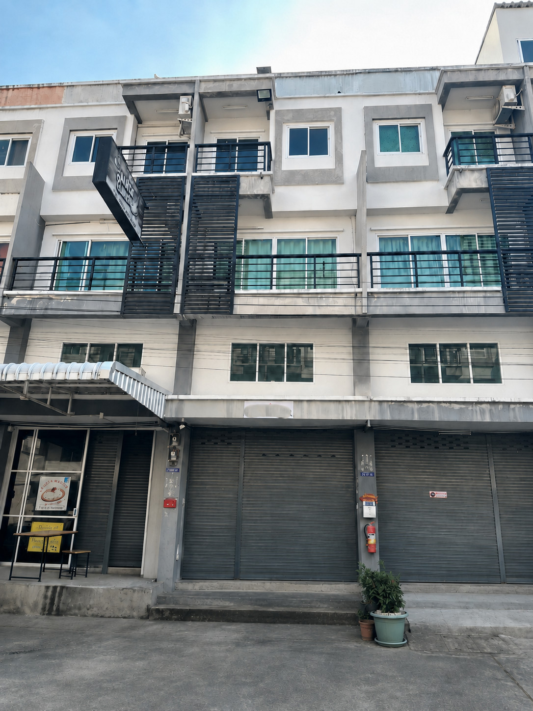🔥 3-story commercial building, Phra Samut Chedi location, only 2.99 million baht! 🔥 🔥 3-story commercial building, Phra Samut Chedi location, only 2.99 million baht! 🔥