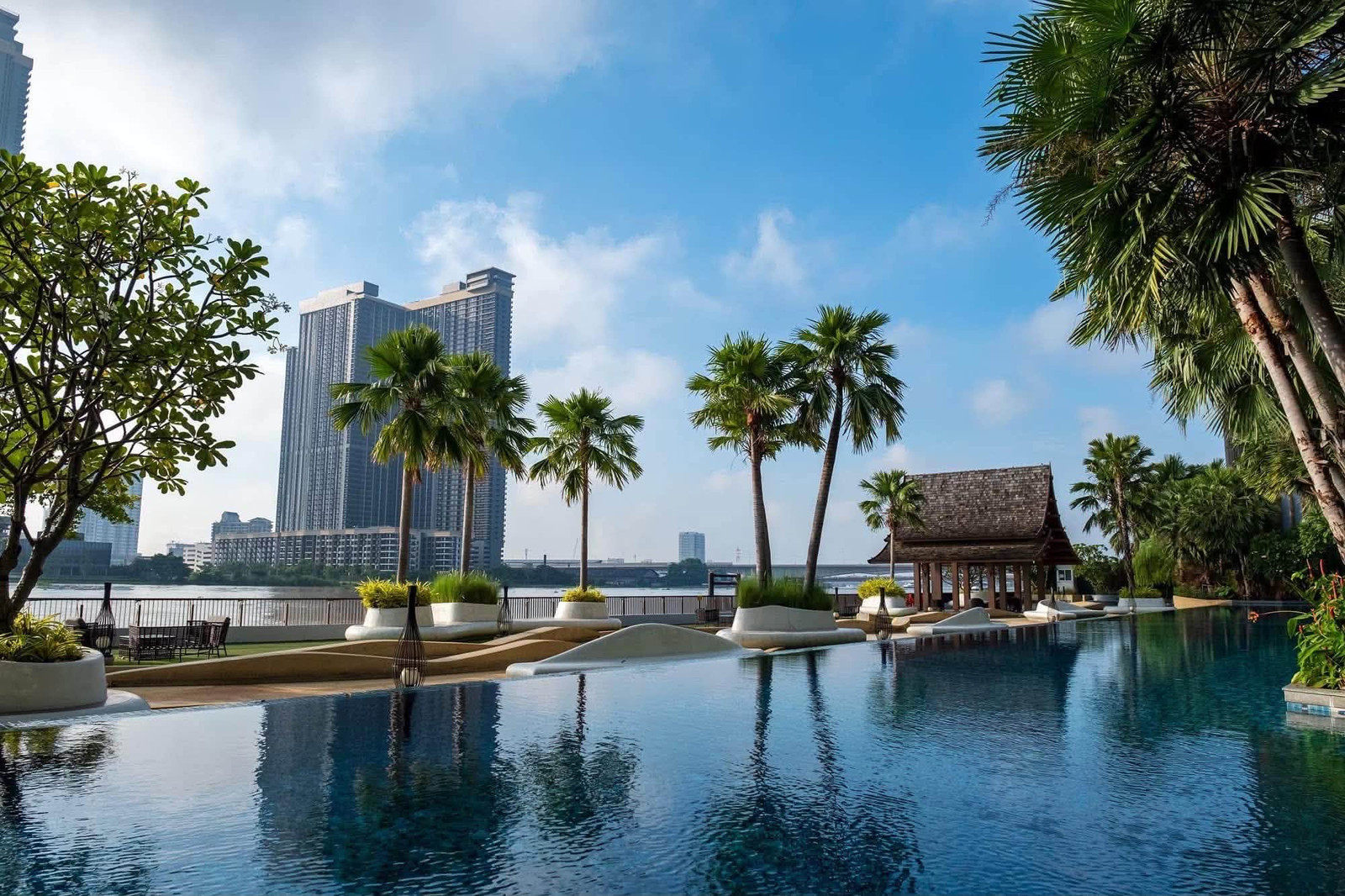 ไทย 🏡 ให้เช่า / ขาย Metroluxe Riverfront Rattanathibeth | วิวสระว่ายน้ำ ห้องพร้อมอยู่ ใกล้ MRT ไทรม้า ไทย 🏡 ให้เช่า / ขาย Metroluxe Riverfront Rattanathibeth | วิวสระว่ายน้ำ ห้องพร้อมอยู่ ใกล้ MRT ไทรม้า