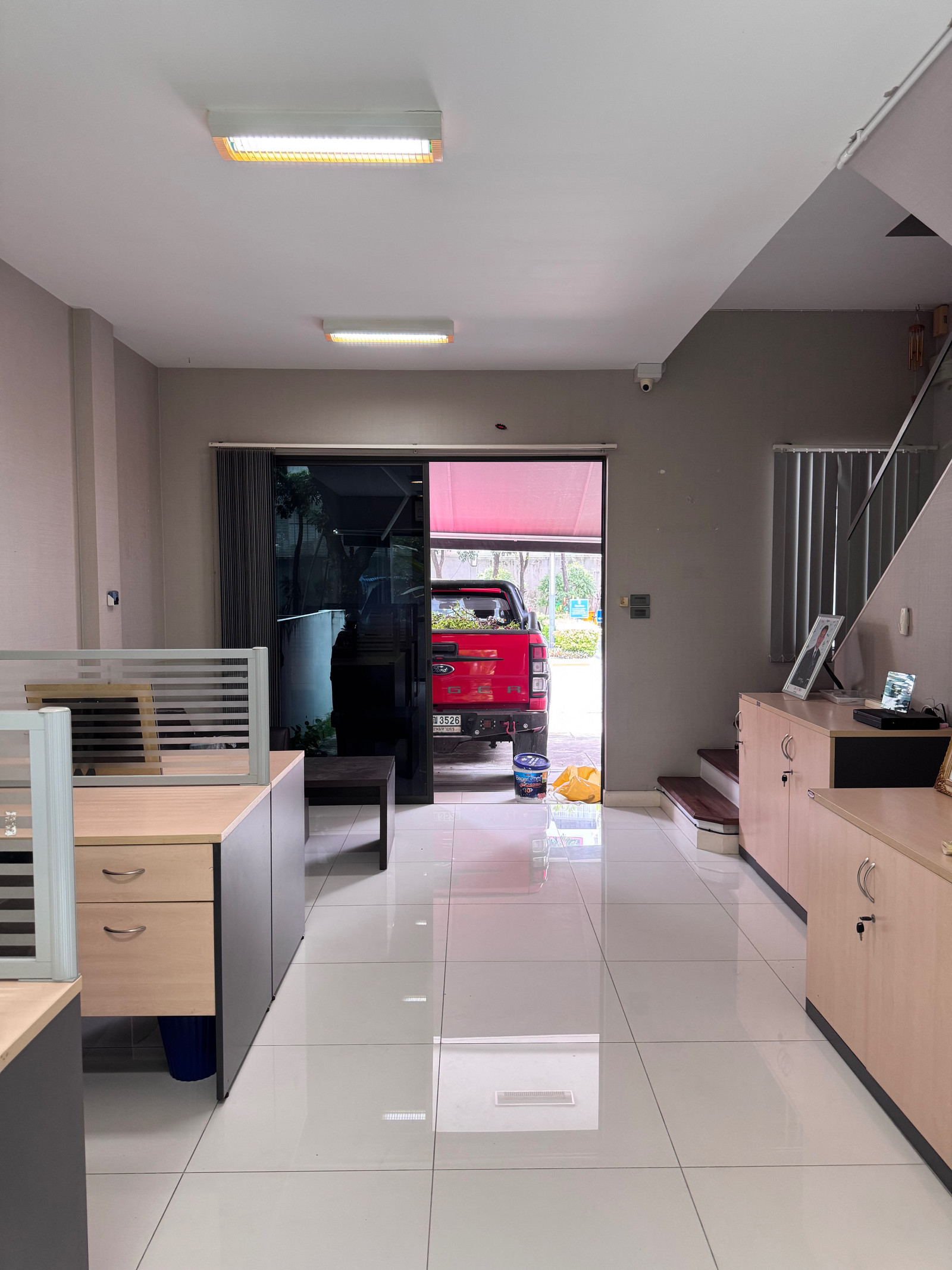 พร้อมขาย! ทาวน์โฮมทำเลหายาก ใกล้รถไฟฟ้าเพียง 500 เมตร ✨  🏡 ขาย The Terrace รามอินทรา 65  💰 ราคาเพียง 6,200,000 บาท – รูปที่ 3