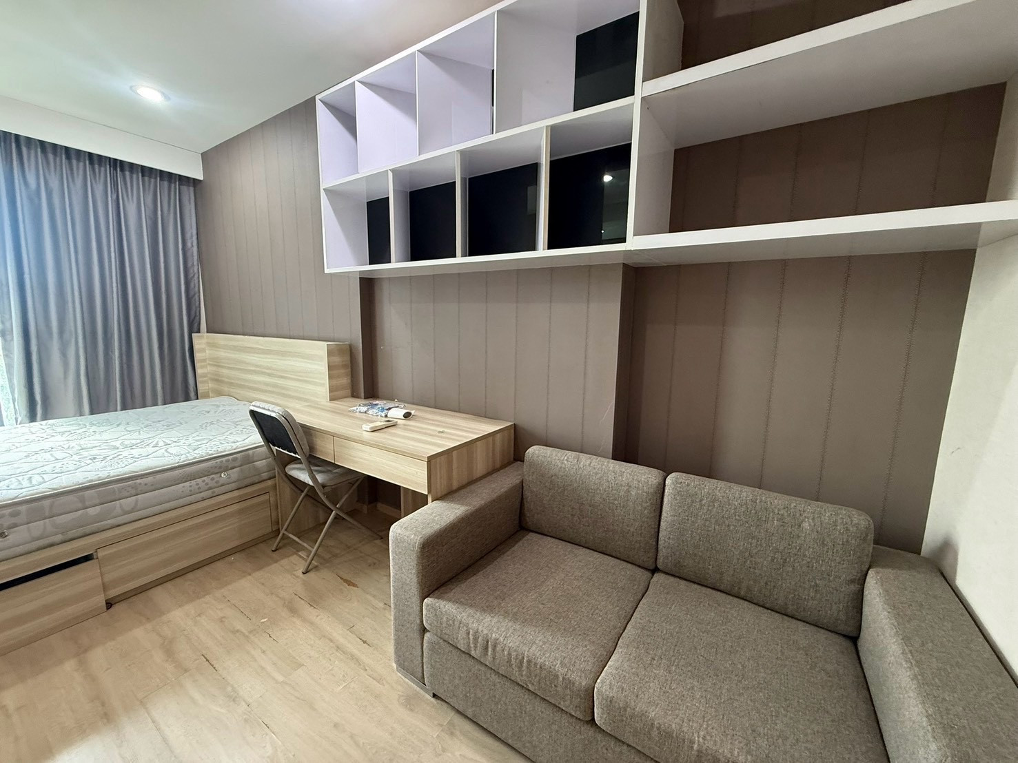 ✨ For rent Ideo Q Chula - Samyan ✨💰 Rental price: 19,000 baht/month 💖 Studio size 24 sq m. 📞 Contact : Aomam (Agent) Tel./Line ID : 095-587-1692 WhatsApp : +66 95 587 1692 – รูปที่ 2