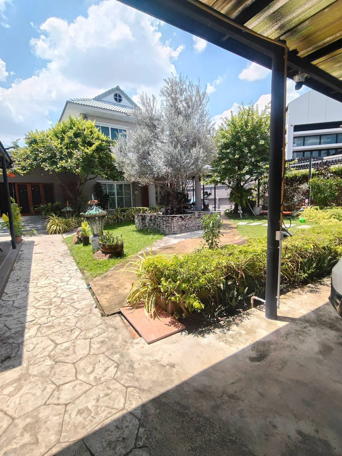 🏡 บ้านเดี่ยวให้เช่า ซอยนวมินทร์ 59 เขตบึงกุ่ม 3 ห้องนอน 3 ห้องน้ำ บ้านหลังใหญ่ บรรยากาศเงียบสงบ ร่มรื่น พร้อมสวนส่วนตัว พร้อมเข้าอยู่ได้ทันที 💰 ค่าเช่าเพียง 47,000 บาท/เดือน – รูปที่ 2