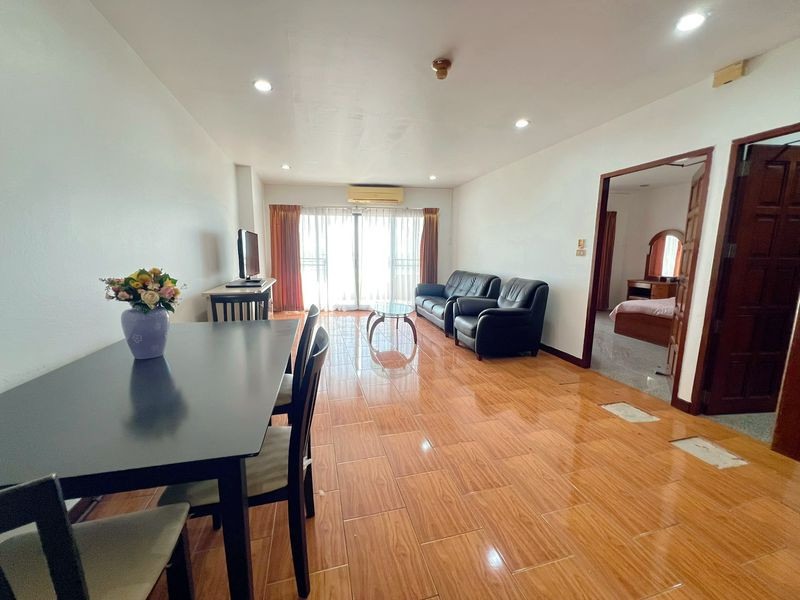 ขายคอนโดศรีราชา 2 ห้องนอน Eastern Tower ทำเลใจกลางเมือง ราคาคุ้ม – รูปที่ 2