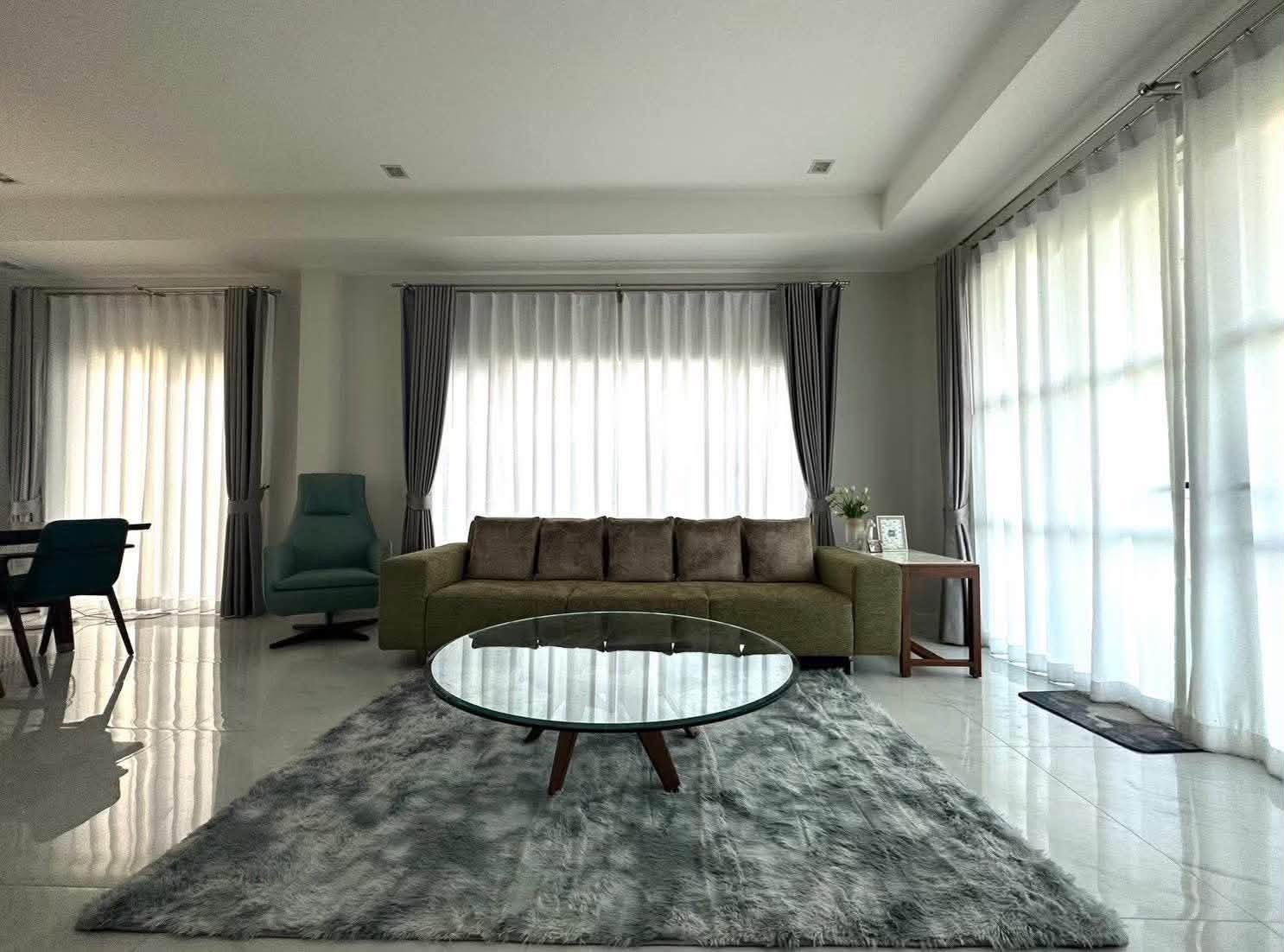 Laddarom Chatuchot 15 65 square wah, 4 bedrooms, 3 bathrooms Laddarom Chatuchot 15 65 square wah, 4 bedrooms, 3 bathrooms