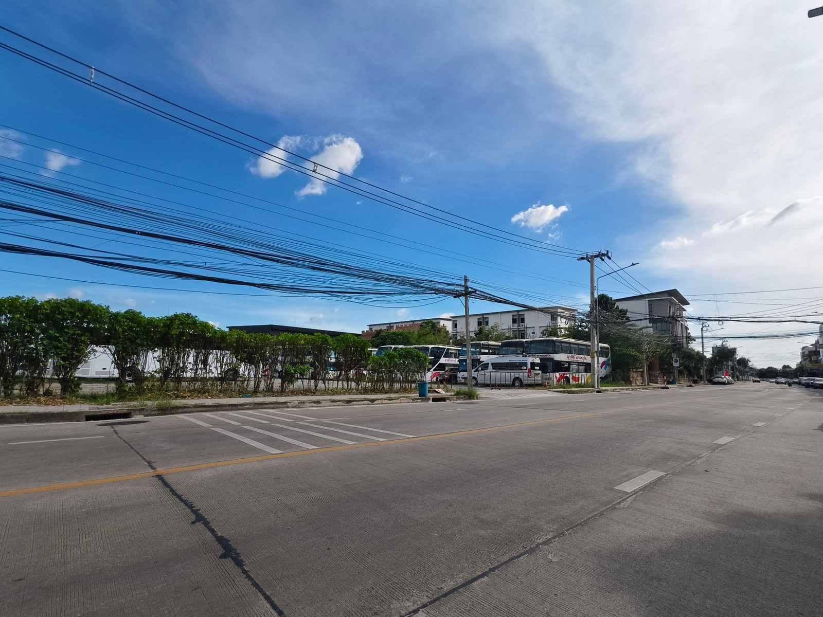 ติดถนนมัยลาภ 3 ไร่ 160,000 / ตร.วา หน้ากว้าง 60 ม. รามอินทรา 14 ถมแล้วทั้งแปลง ที่สวย สี่เหลี่ยม ออกได้หลายเส้นทาง ติดถนนมัยลาภ 3 ไร่ 160,000 / ตร.วา หน้ากว้าง 60 ม. รามอินทรา 14 ถมแล้วทั้งแปลง ที่สวย สี่เหลี่ยม ออกได้หลายเส้นทาง