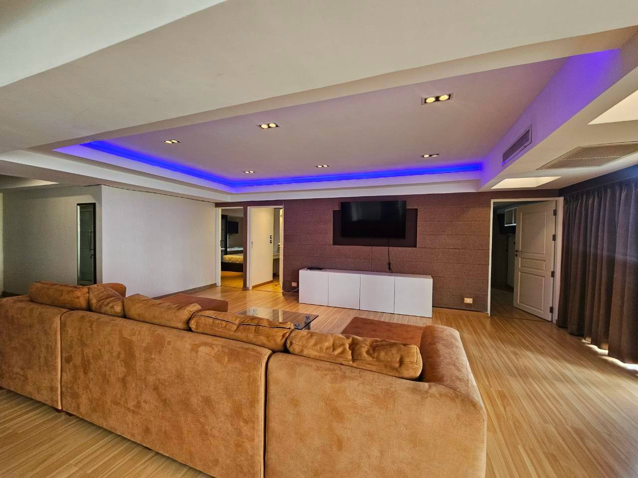Sale Condo Royal Castle (รอยัล คาสเซอร์) Type 3 Bedroom – รูปที่ 4