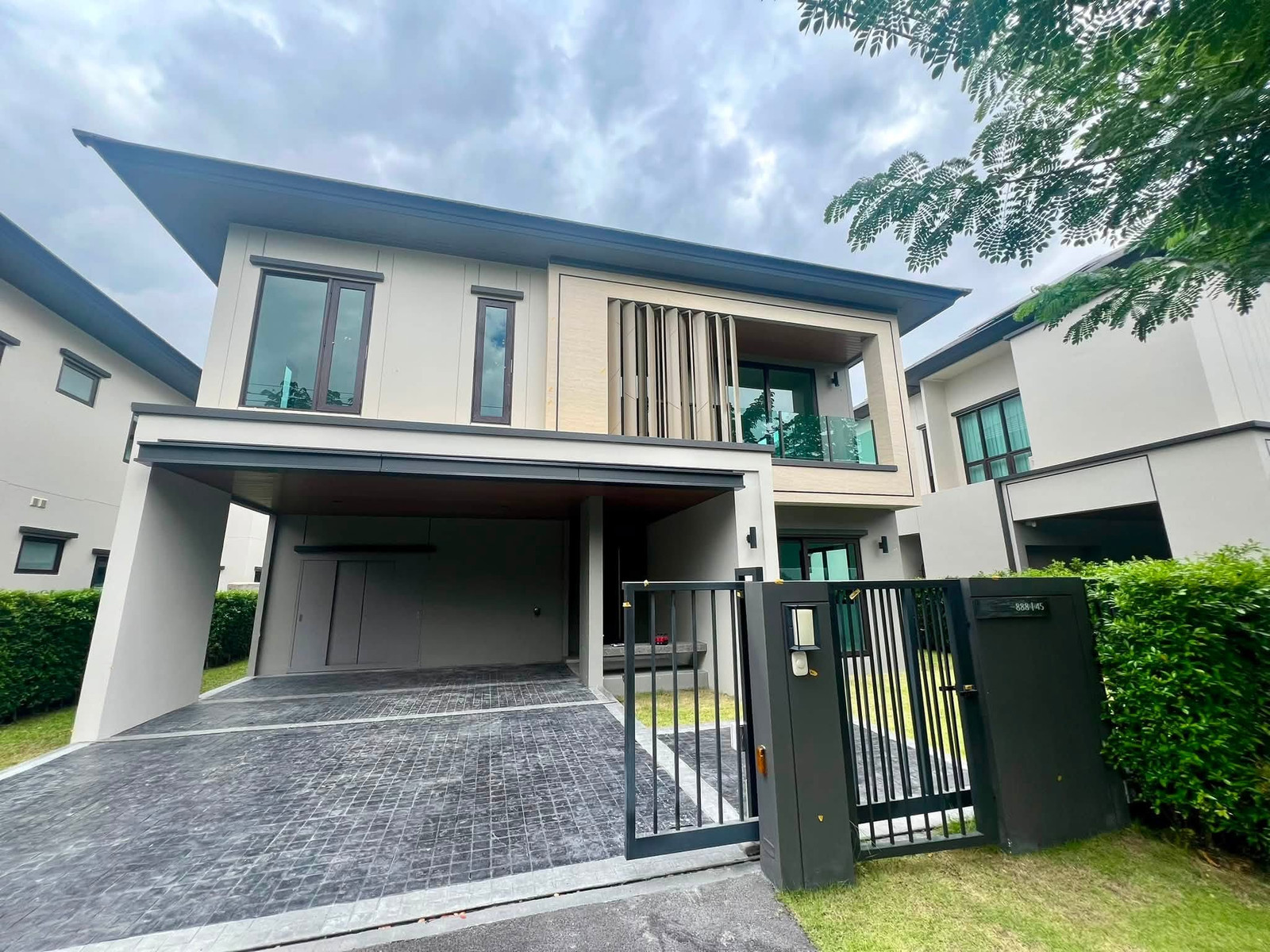 H260151 Vivaldi bangna, brand new house, 4 bed fully furnished, 135,000/month H260151 Vivaldi bangna, brand new house, 4 bed fully furnished, 135,000/month