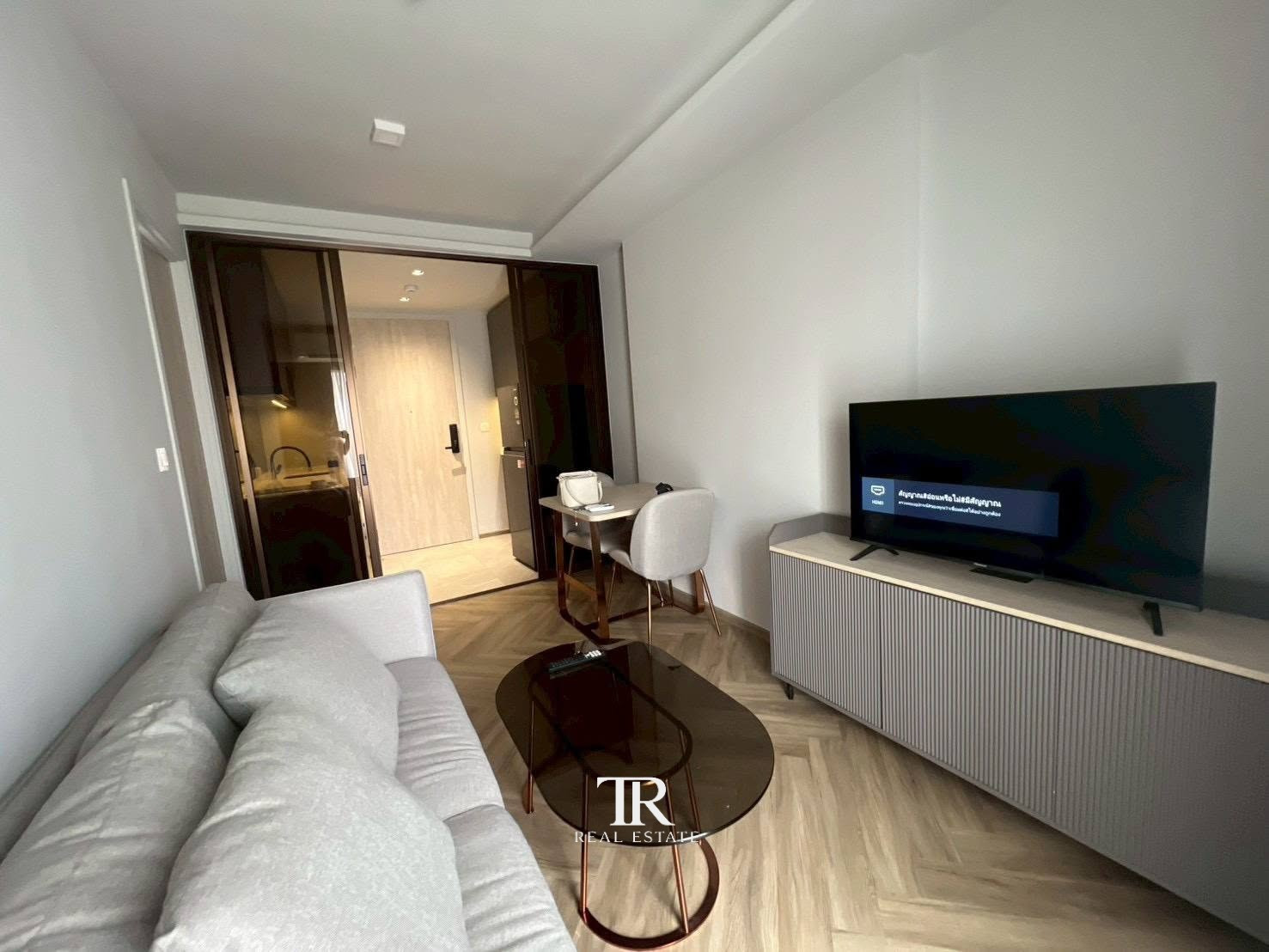 🏡 Condo for Rent – Chapter Thonglor 25 (แชปเตอร์ ทองหล่อ 25) | 1 Bed | 35 sqm | Building B Floor 4 | 🚐 Shuttle Service to BTS Thong Lo | 💰23,000 THB/month | LINE: @500vvzzy | Ref: TR0148 🏡 Condo for Rent – Chapter Thonglor 25 (แชปเตอร์ ทองหล่อ 25) | 1 Bed | 35 sqm | Building B Floor 4 | 🚐 Shuttle Service to BTS Thong Lo | 💰23,000 THB/month | LINE: @500vvzzy | Ref: TR0148
