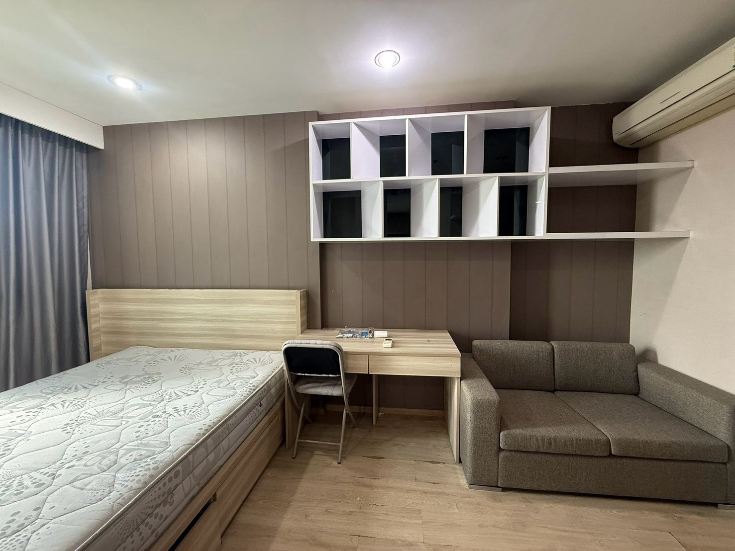 ✨ For rent Ideo Q Chula - Samyan ✨💰 Rental price: 19,000 baht/month 💖 Studio size 24 sq m. 📞 Contact : Aomam (Agent) Tel./Line ID : 095-587-1692 WhatsApp : +66 95 587 1692 – รูปที่ 3
