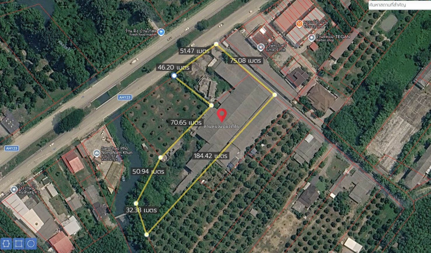 Urgent sale, land with office building and warehouse. Complete in one place On a potential location next to Sukhumvit Road, Rayong Province, with a spacious area of ​​5 rai and complete with buildings. able to continue operating Or improve to expand your 