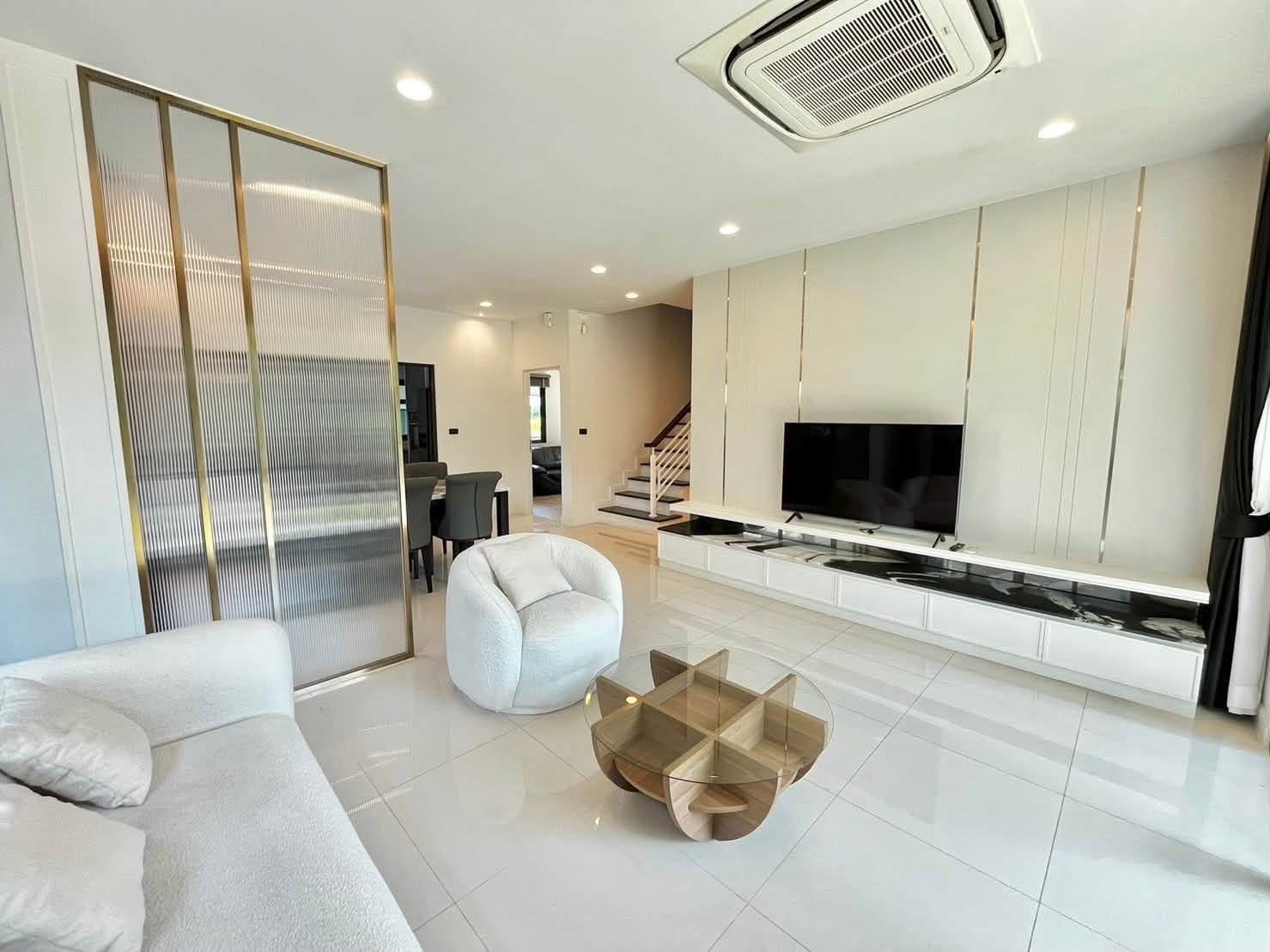 Luxury Family Home for Rent | Setthasiri Krungthep Kreetha 2 – รูปที่ 3