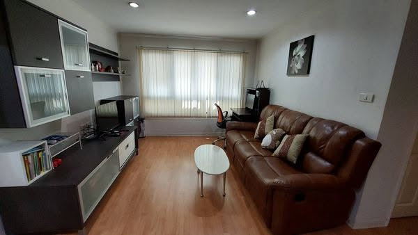 For Rent: Lumpini Ville Phahol Suthisan Condo, 2 Bedrooms, near BTS Saphan Khwai