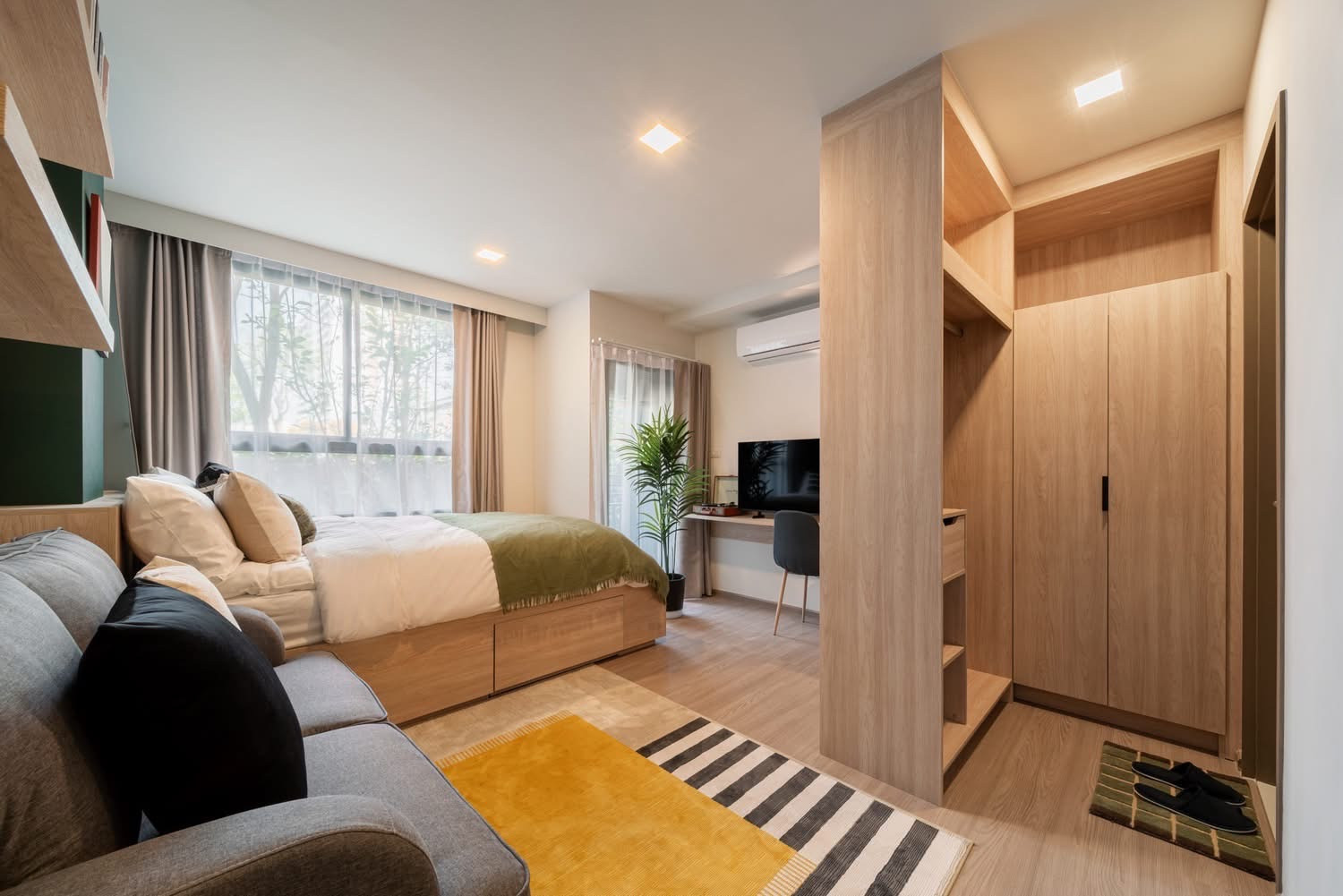 📌THE MUVE Bangwa, new condo ready to move in, next to Siam University, near 2 BTS lines, Bang Wa. 📌THE MUVE Bangwa, new condo ready to move in, next to Siam University, near 2 BTS lines, Bang Wa.