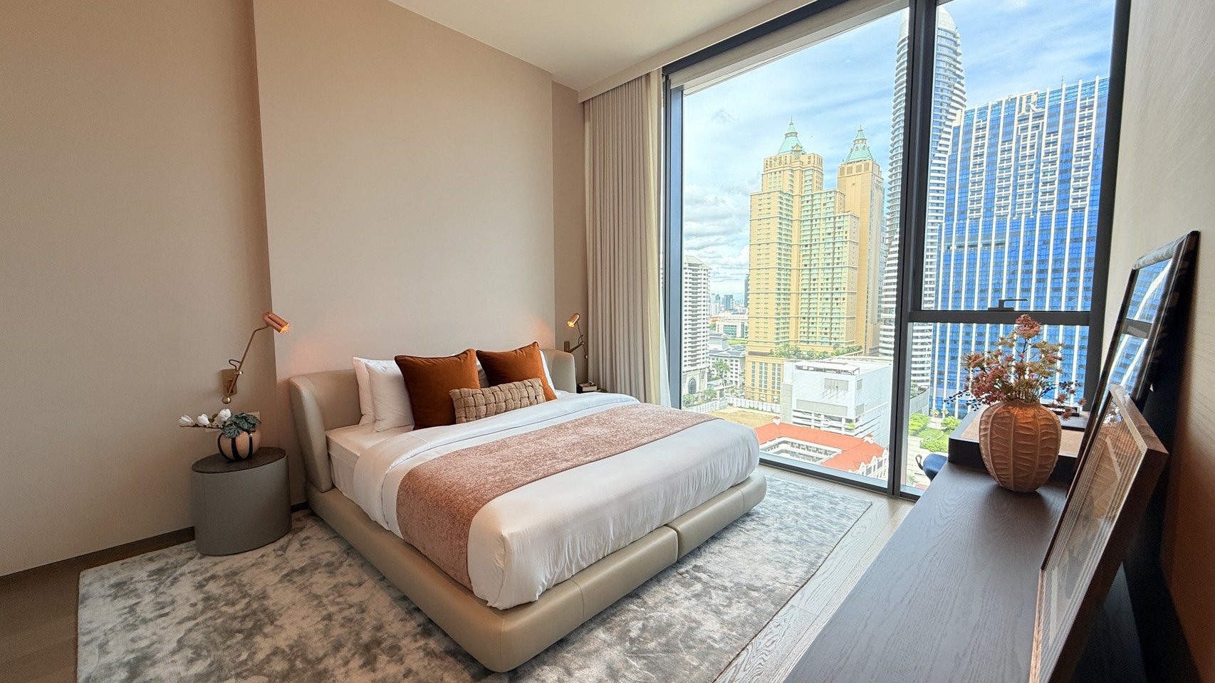 🔥Rent Now+🔥 Scope Condo, Langsuan, near Chidlom BTS Station. Fully furnished and ready to move in. 🔥Rent Now+🔥 Scope Condo, Langsuan, near Chidlom BTS Station. Fully furnished and ready to move in.