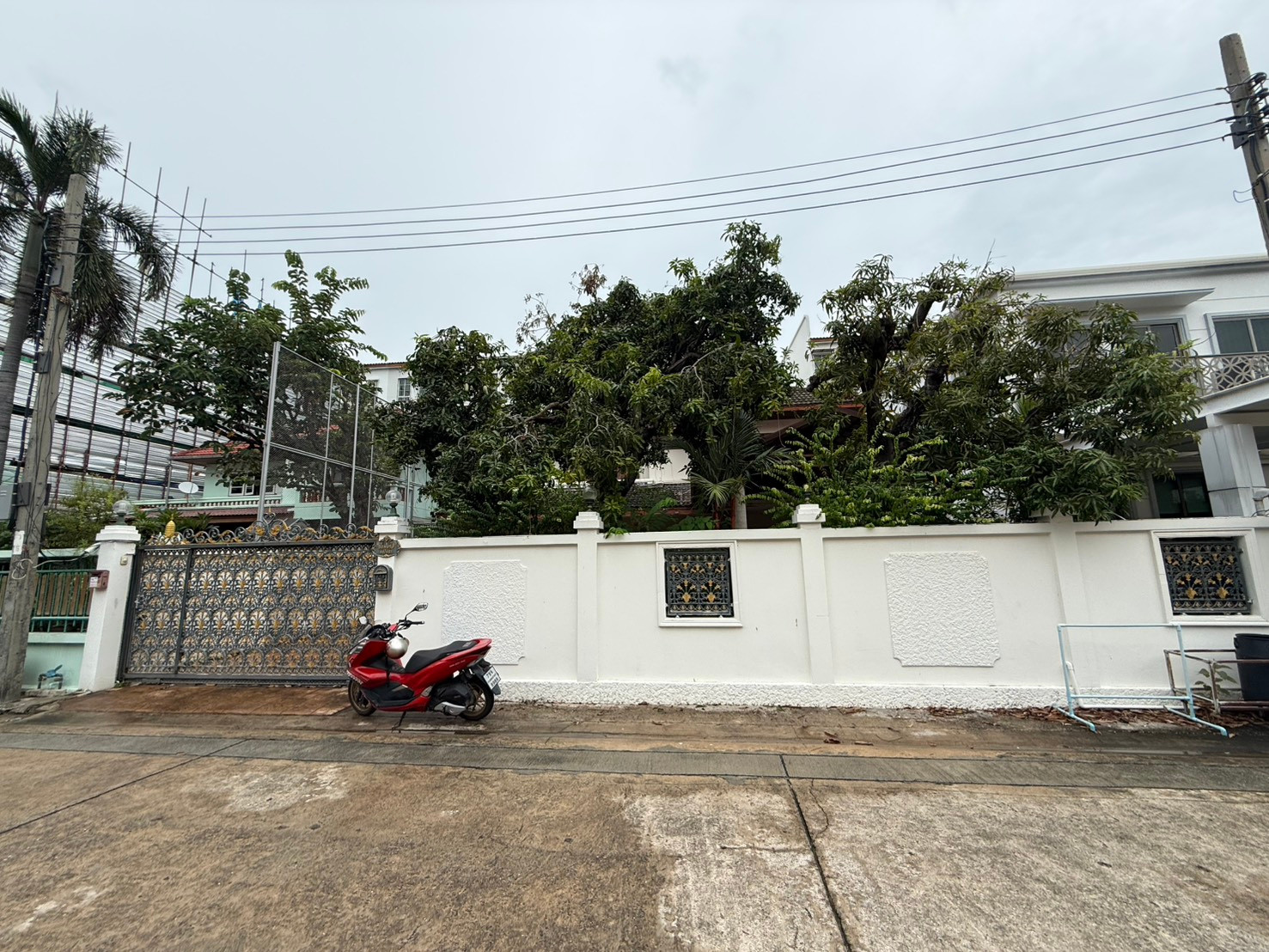 ขายบ้านเดี่ยว 2 ชั้น หมู่บ้านศรีปราโมทย์ พื้นที่ 86 ตารางวา – รูปที่ 2