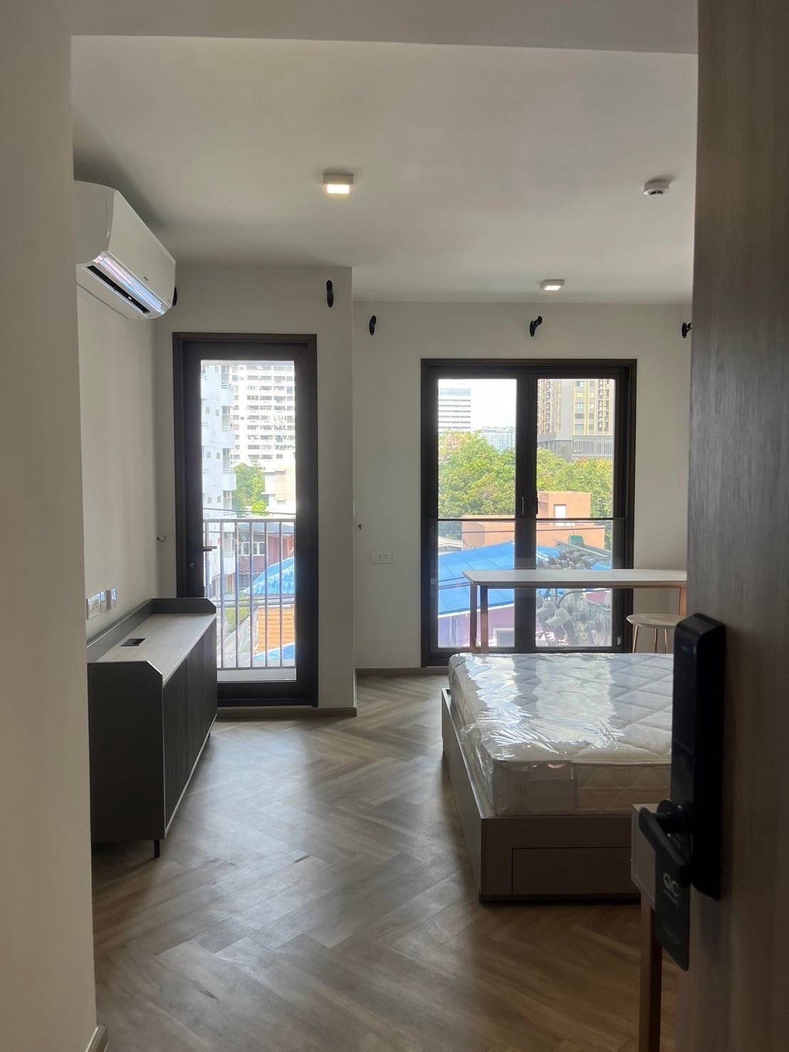 Chapter Thonglor 25 🌿🤍 – รูปที่ 4