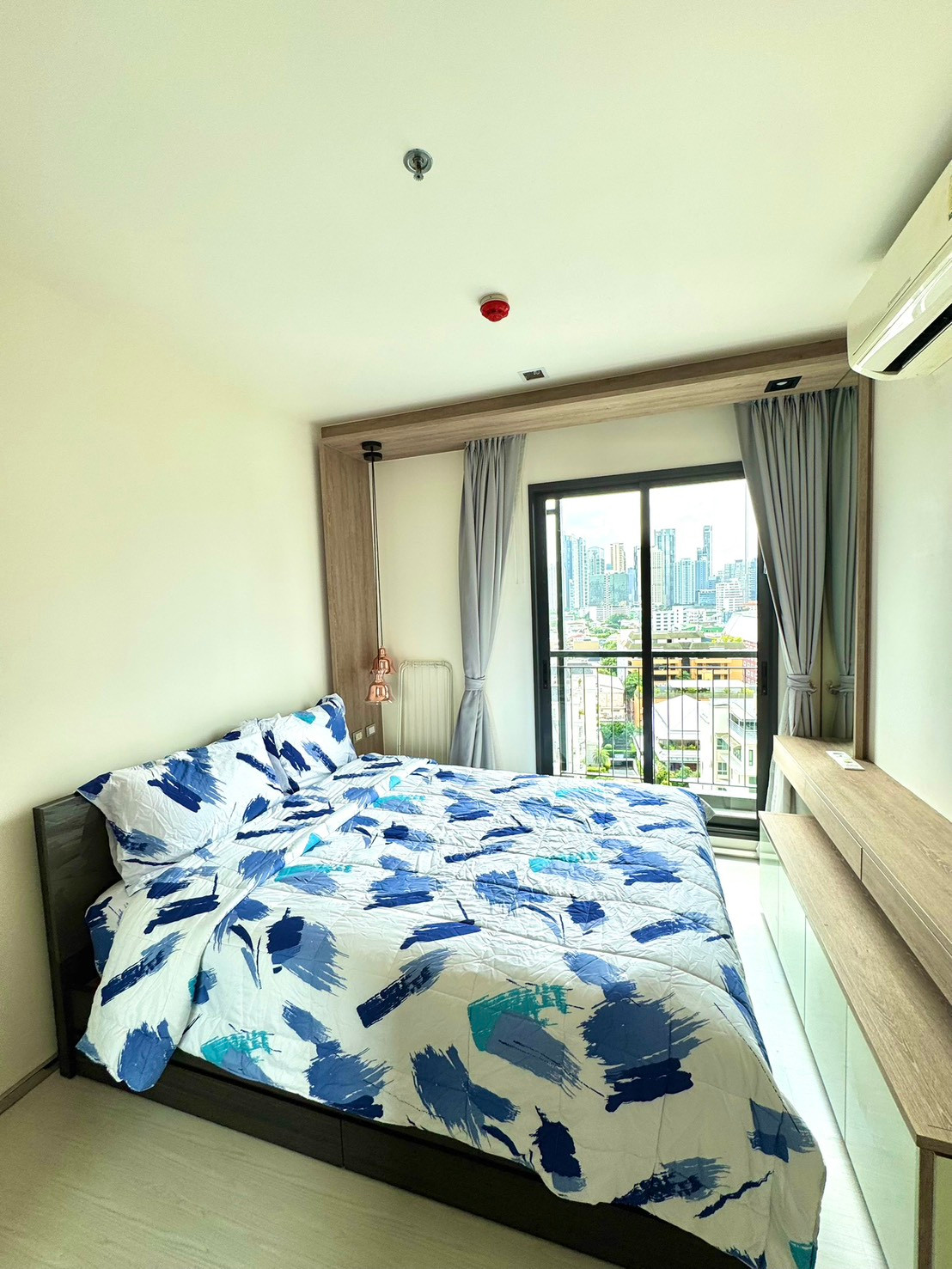 Rhythm Sukhumvit36-38 5mins to BTS Thonglor 33sqm 1bed 25K Rhythm Sukhumvit36-38 5mins to BTS Thonglor 33sqm 1bed 25K