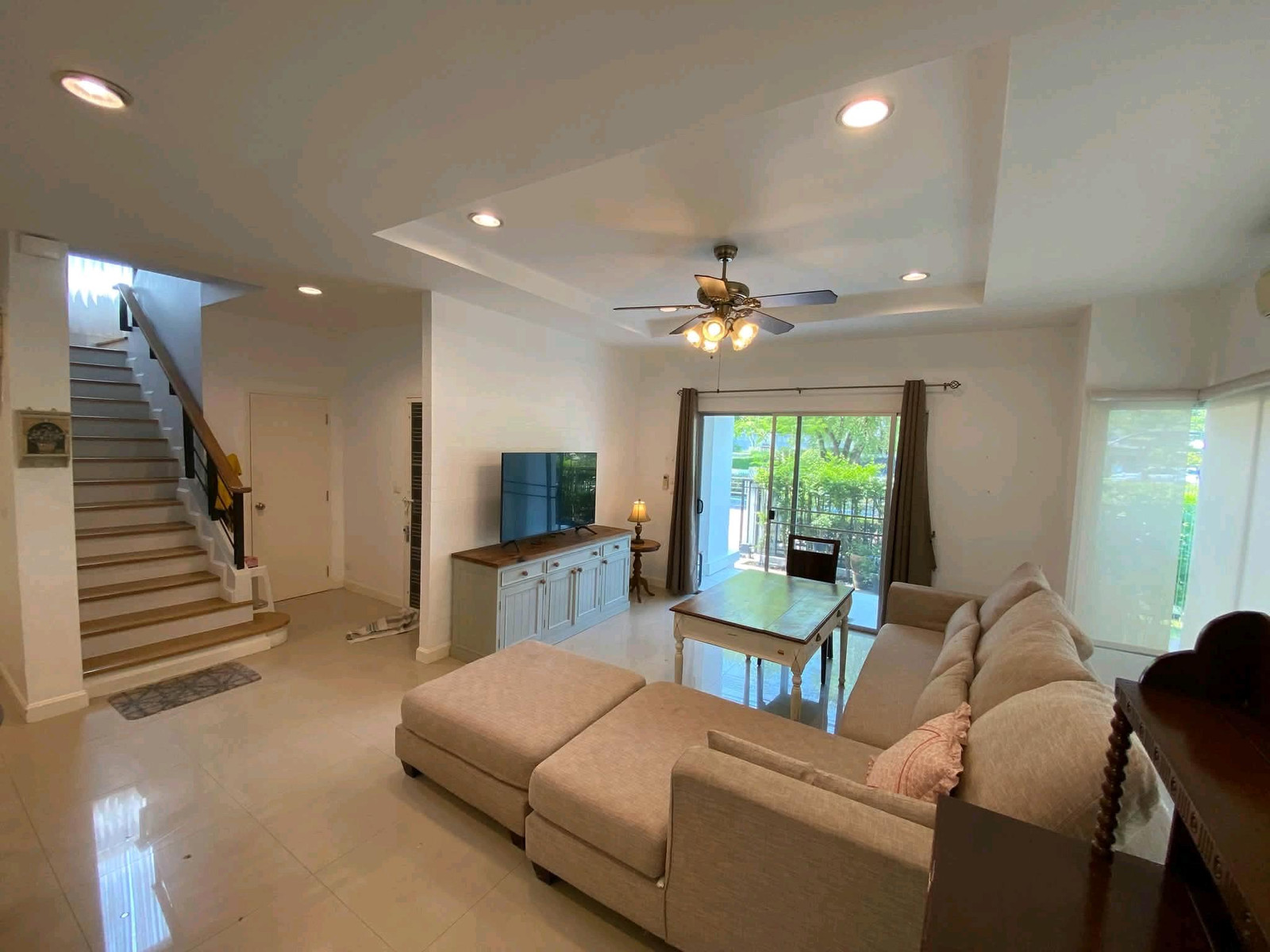 ✨ บ้านหลังใหญ่แปลงสวย หน้าสระว่ายน้ำ + สวนส่วนกลาง | วิวสวนและสระ | เงียบสงบ เป็นส่วนตัว – รูปที่ 3
