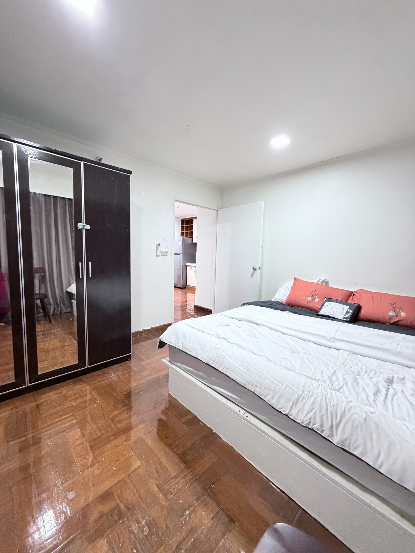 🐶Pet Friendly 😽 Witthayu Complex - Newly Renovated - Fully furnished - Un block view🌿 🐶Pet Friendly 😽 Witthayu Complex - Newly Renovated - Fully furnished - Un block view🌿