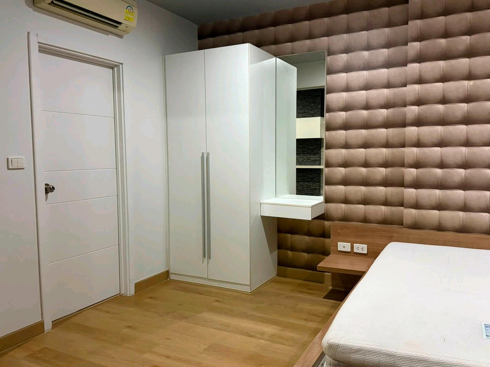 ✨ ห้องรีโนเวทใหม่ ชั้น 22 วิวโล่ง ไม่โดนแดดบ่าย — พร้อมเข้าอยู่! – รูปที่ 3