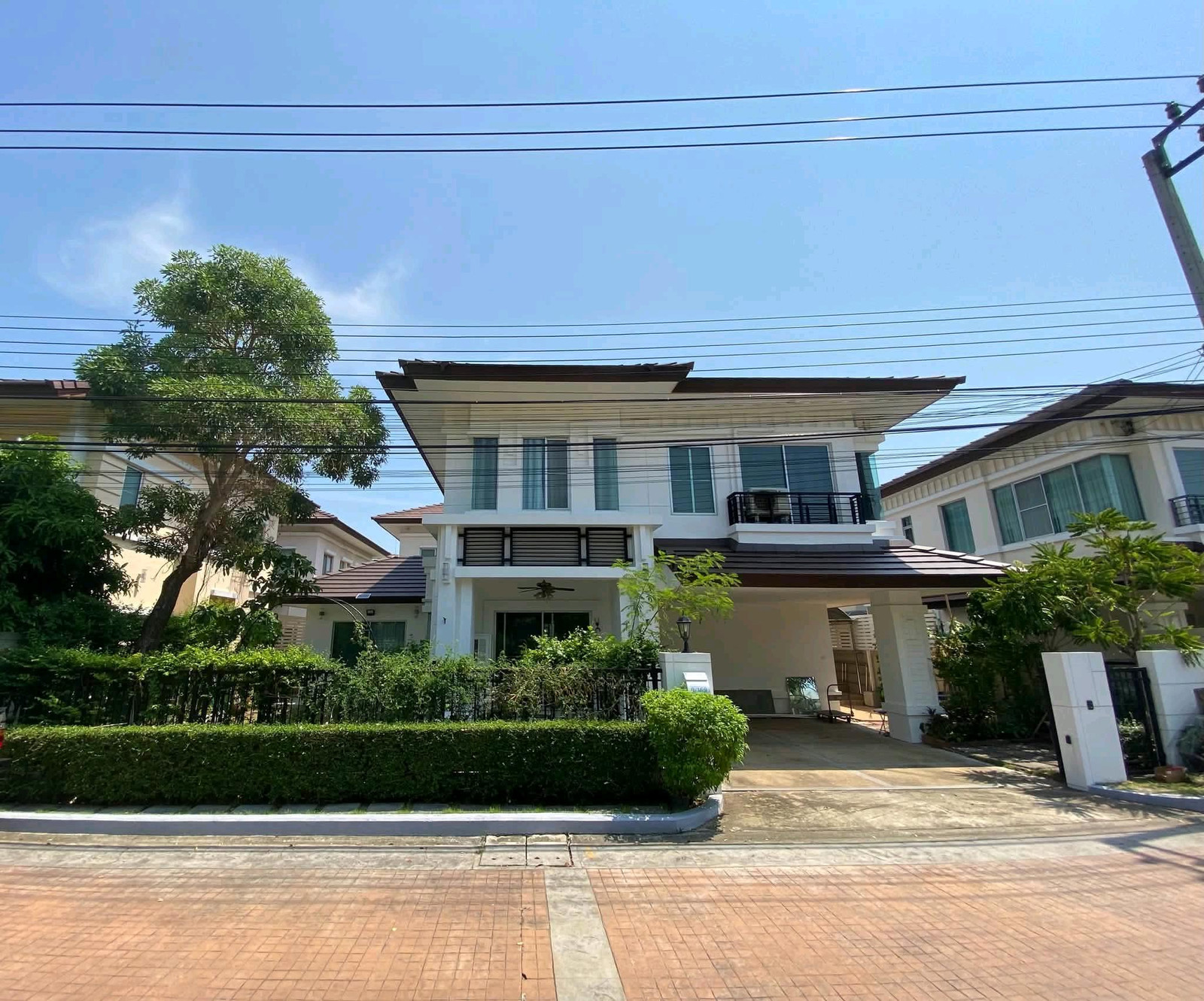 ✨ บ้านหลังใหญ่แปลงสวย หน้าสระว่ายน้ำ + สวนส่วนกลาง | วิวสวนและสระ | เงียบสงบ เป็นส่วนตัว ✨ บ้านหลังใหญ่แปลงสวย หน้าสระว่ายน้ำ + สวนส่วนกลาง | วิวสวนและสระ | เงียบสงบ เป็นส่วนตัว