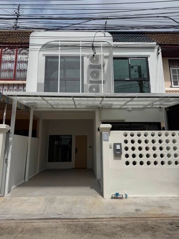 ให้เช่า ทาวน์เฮ้าส์ สวย ทำเลสุขุมวิท 48 | พร้อมเข้าอยู่