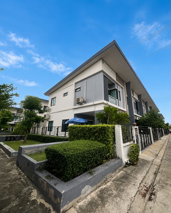 🔥 2-story townhome for sale with tenant for only 2.6 million baht! 🔥