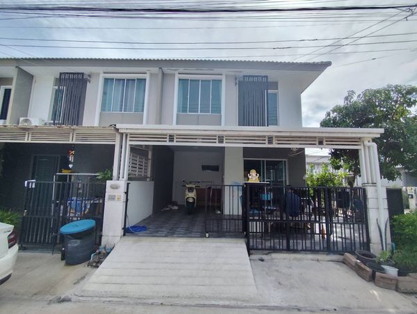 🔥 2-story townhome, Thakham-Rama 2 location, only 3.3 million baht! 🔥