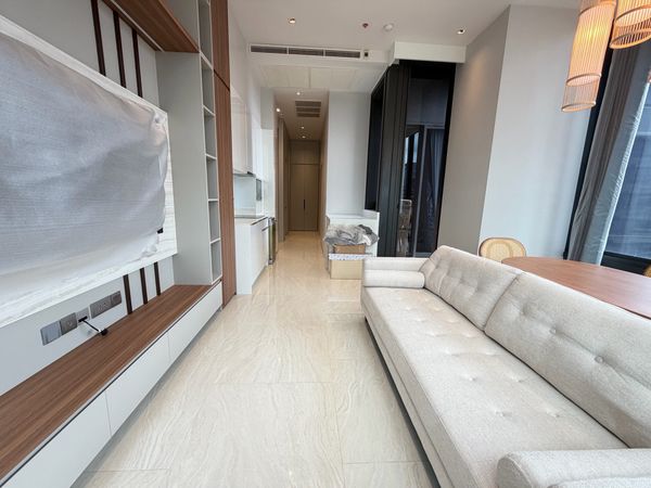 Beautiful room, special price. If interested, hurry and contact 0642369536 | Ashton Silom Condo | on Silom Road, near Sathorn, Chong Nonsi, Saladaeng, Central Dusit Department Store.