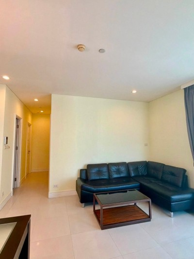 🏙️ Aguston Sukhumvit 22 | Near BTS Phrom Phong | Spacious 95 sq.m. Luxury Residence